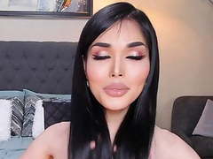 TrannyPool presents: Beautifull shemale smoke with cam